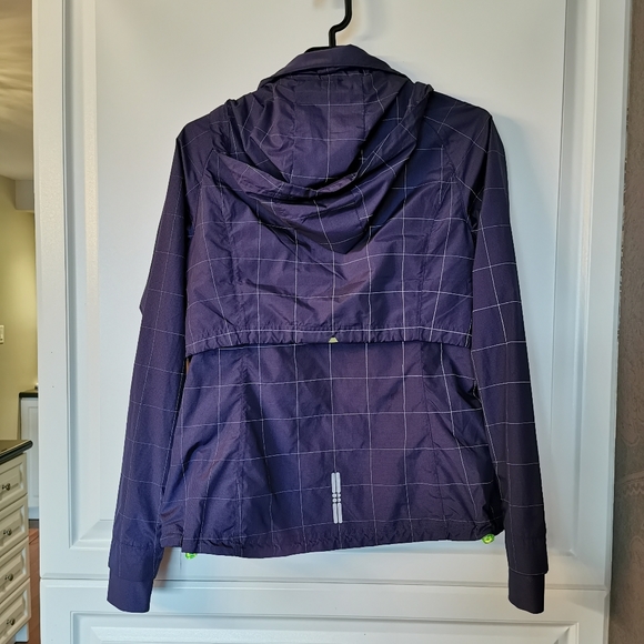 Sweaty Betty running jacket - Picture 8 of 10